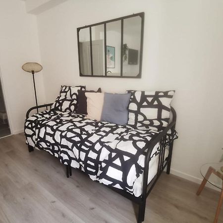 Apartmán Studio Cosy Et Renove A 2 Pas Gare Reims Centre - Rue Exteriér fotografie