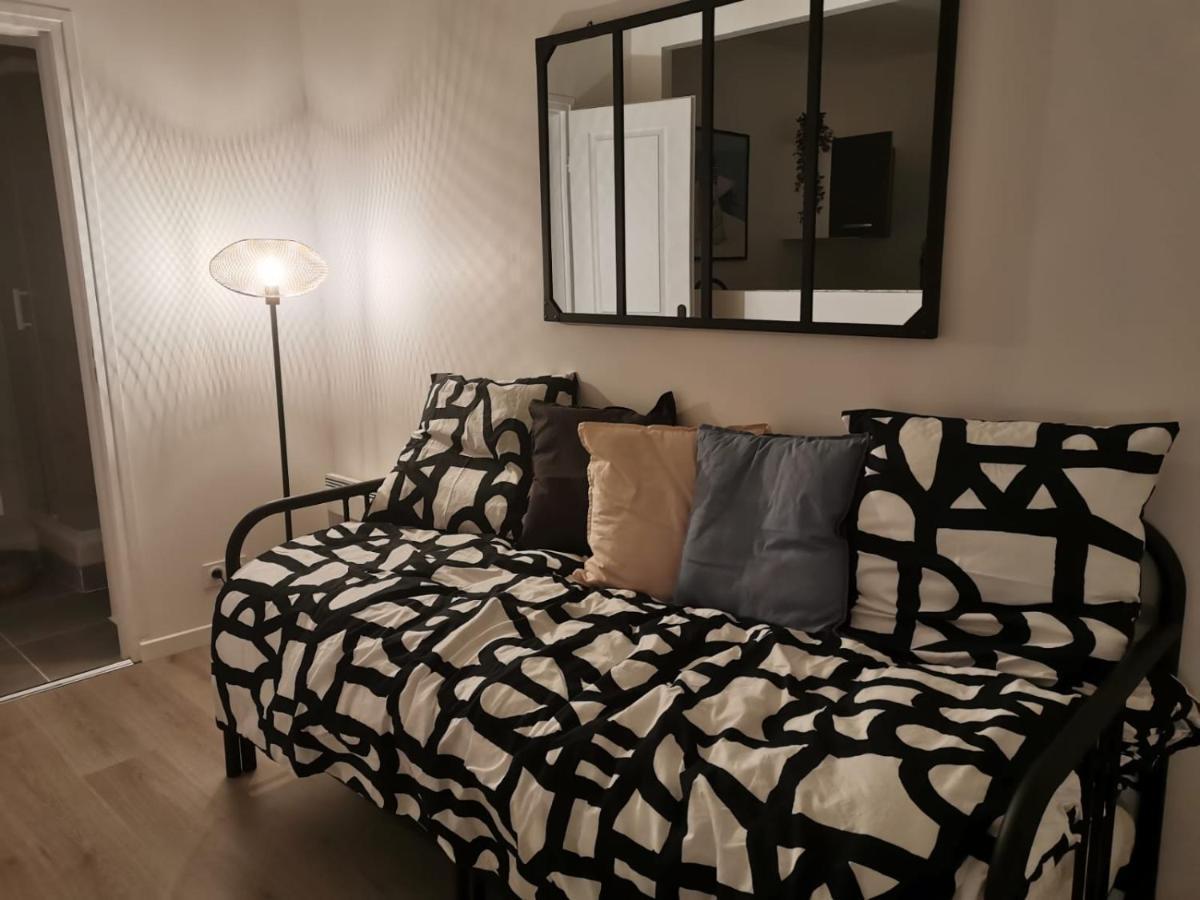 Apartmán Studio Cosy Et Renove A 2 Pas Gare Reims Centre - Rue Exteriér fotografie